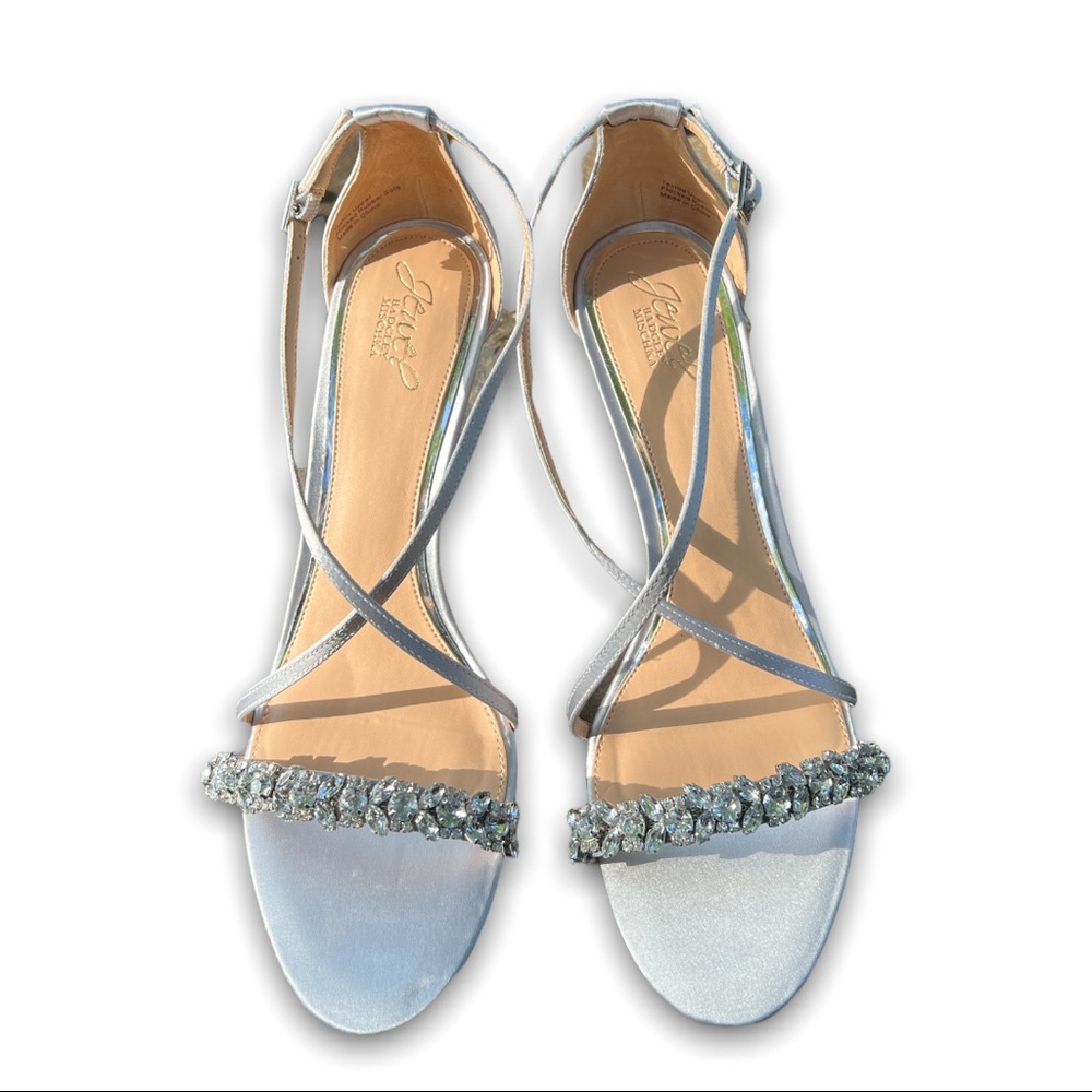 Badgley Mischka Silver Gray Jeweled Wedges Size 11